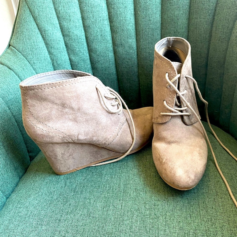 Gray, wedge heels.